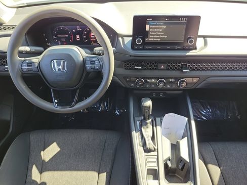 Certified 2023 Honda Accord EX image 10