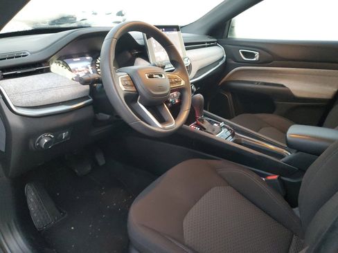 Certified 2024 Jeep Compass Sport image 19