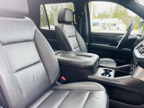 Used 2024 Chevrolet Tahoe Z71 w/ Luxury Package image 16