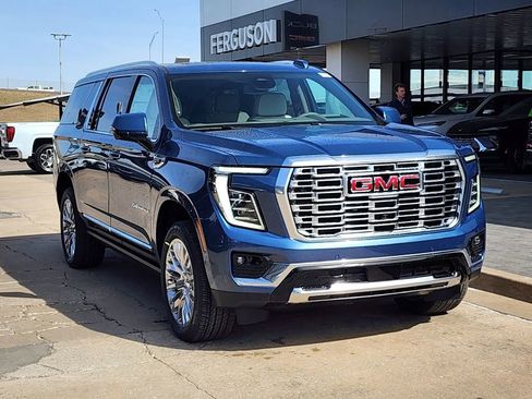 New 2026 GMC Yukon XL Denali w/ Sun & Power Step Package AWD/4WD image 1