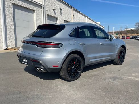 Used 2022 Porsche Macan S w/ Premium Package Plus image 7