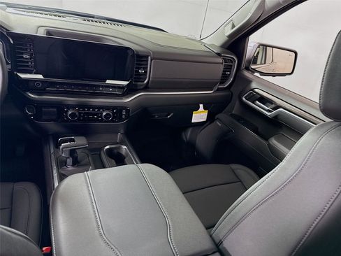 New 2026 Chevrolet Silverado 1500 LTZ AWD/4WD image 17