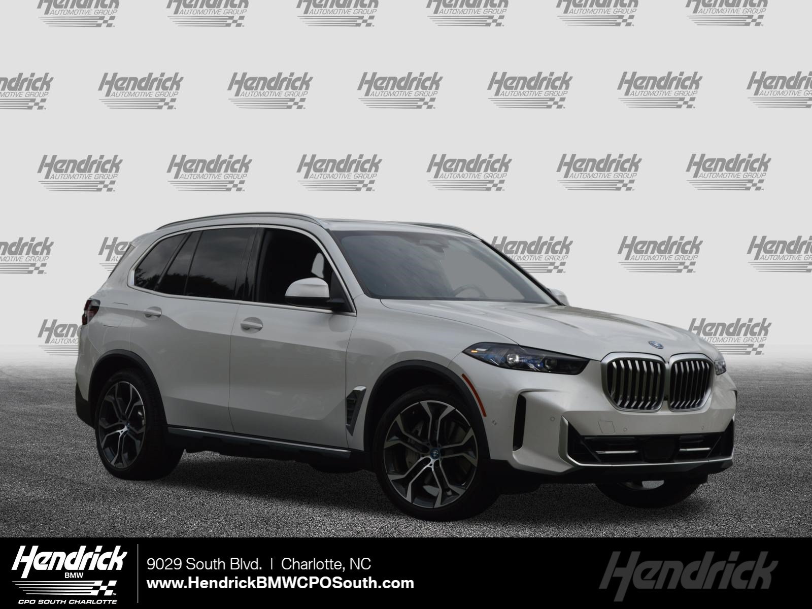 Used 2024 BMW X5 xDrive50e w/ Premium Package AWD/4WD image 1