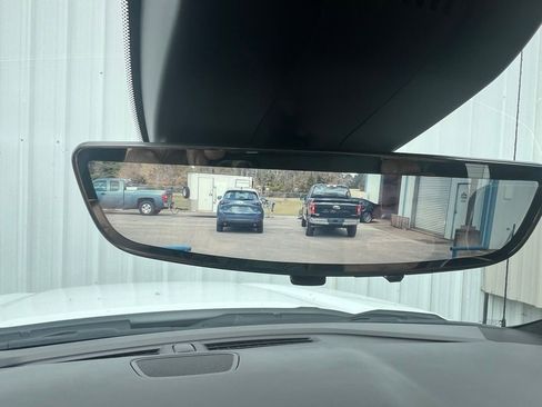 Used 2024 GMC Sierra 1500 AT4X image 30