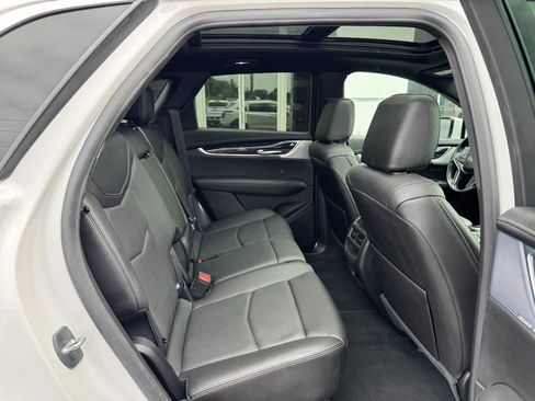 Used 2024 Cadillac XT5 Premium Luxury FWD image 13