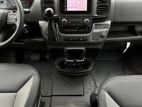 Used 2026 RAM ProMaster 2500 w/ Convenience Group FWD image 14