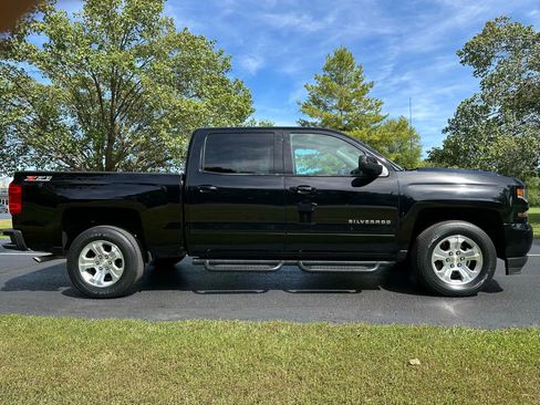 Used 2017 Chevrolet Silverado 1500 LT image 5