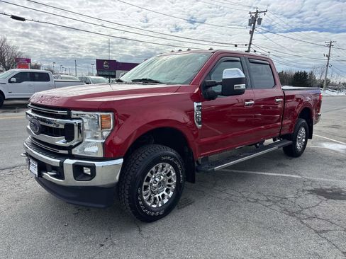 Used 2022 Ford F250 XLT w/ XLT Premium Package image 3