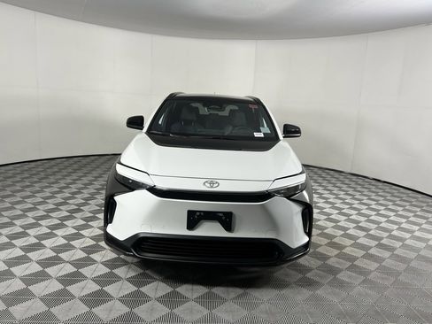 Used 2024 Toyota bZ4X XLE w/ Weather Package image 6