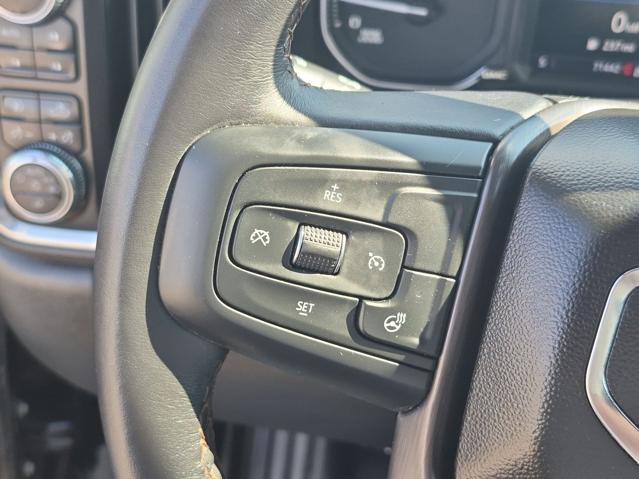 Used 2022 GMC Sierra 2500 AT4 AWD/4WD image 18