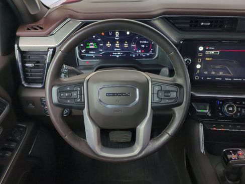 Used 2022 GMC Sierra 1500 Denali w/ Denali Reserve Package AWD/4WD image 16