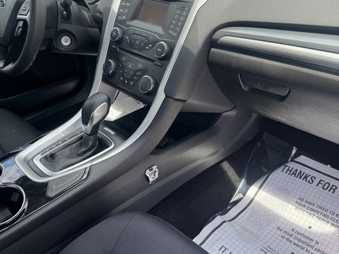 Used 2014 Ford Fusion SE FWD image 13