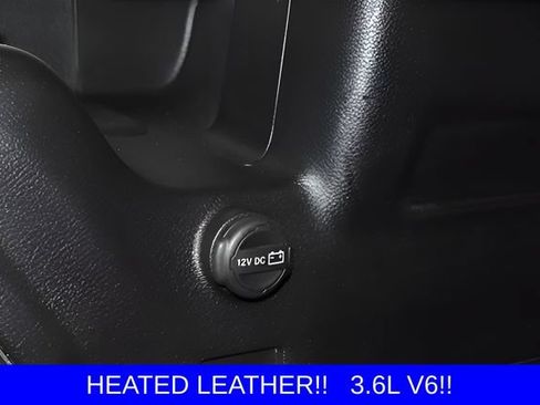 Used 2021 Jeep Wrangler Unlimited Rubicon w/ Dual Top Group AWD/4WD image 29