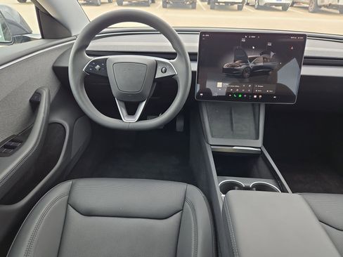 Used 2024 Tesla Model 3 Standard Range RWD image 28