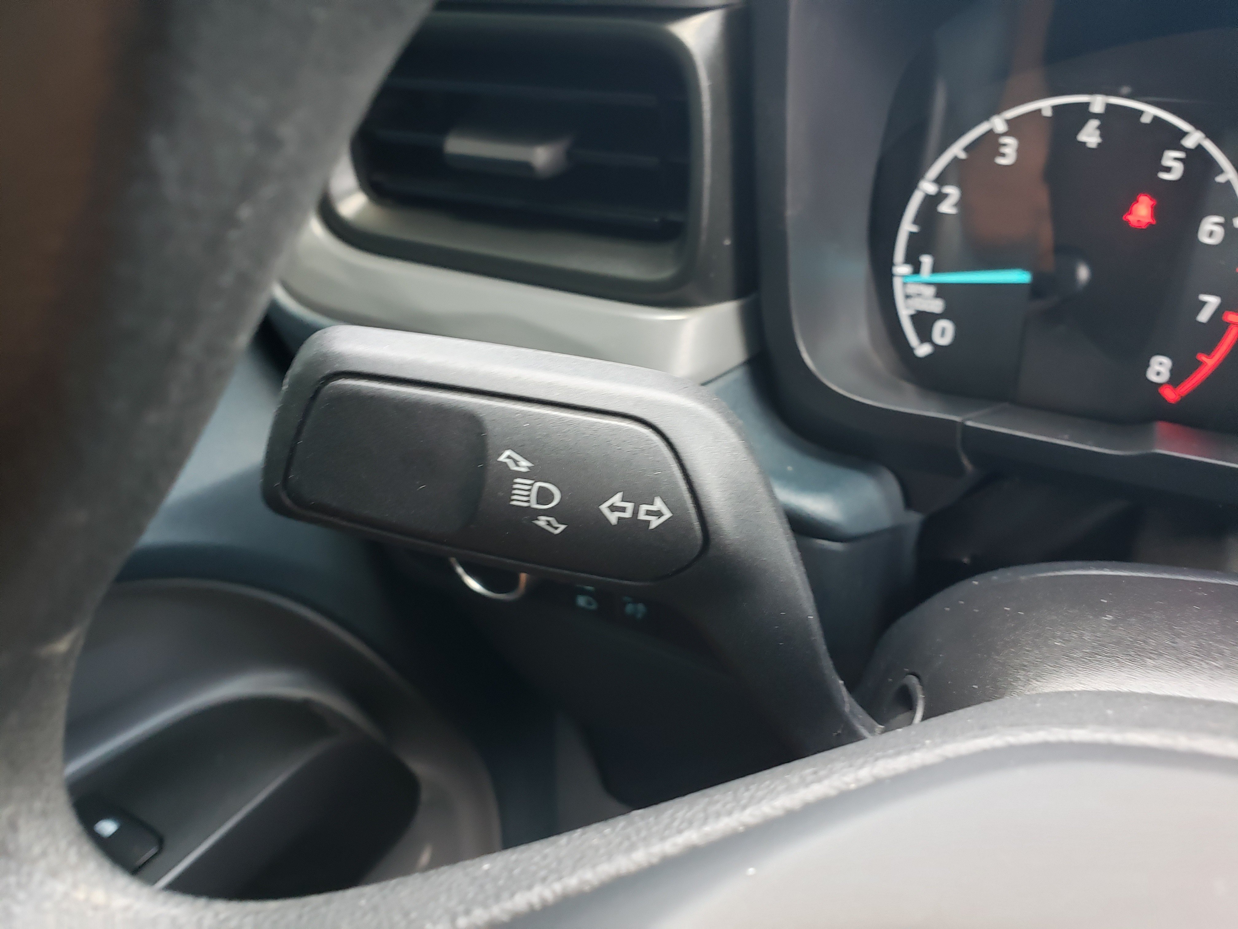 Used 2024 Ford Maverick XL FWD image 18