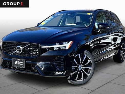 Certified 2023 Volvo XC60 B5 Plus w/ Climate Package image 1