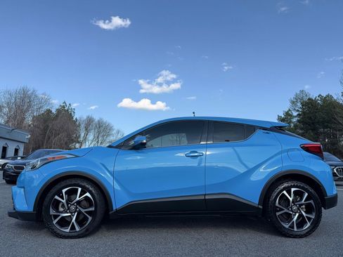 Used 2019 Toyota C-HR Limited image 2