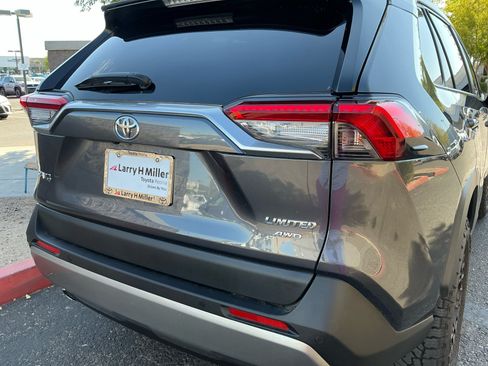 Used 2025 Toyota RAV4 Limited w/ Advanced Technology Package AWD/4WD image 24
