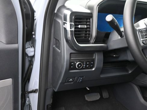 Used 2026 Ford F350 Lariat w/ Chrome Package image 15