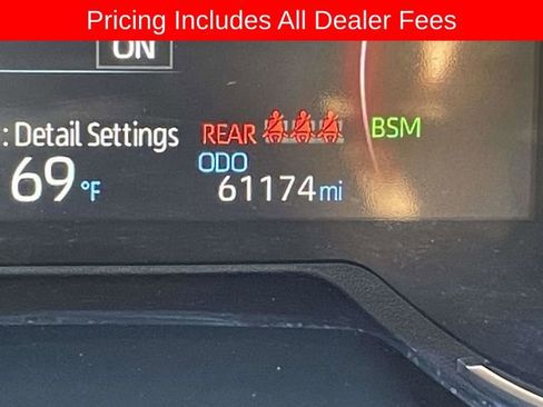 Used 2021 Toyota RAV4 Limited AWD/4WD image 25
