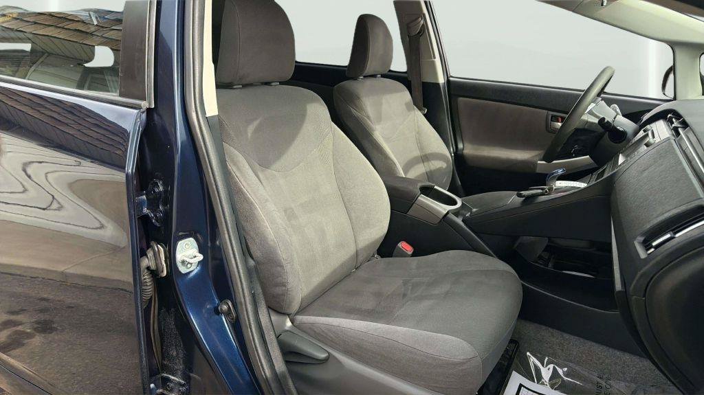 Used 2014 Toyota Prius Two FWD image 14