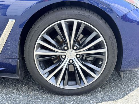 Used 2019 INFINITI Q60 3.0t Luxe w/ Essential Package AWD/4WD image 19