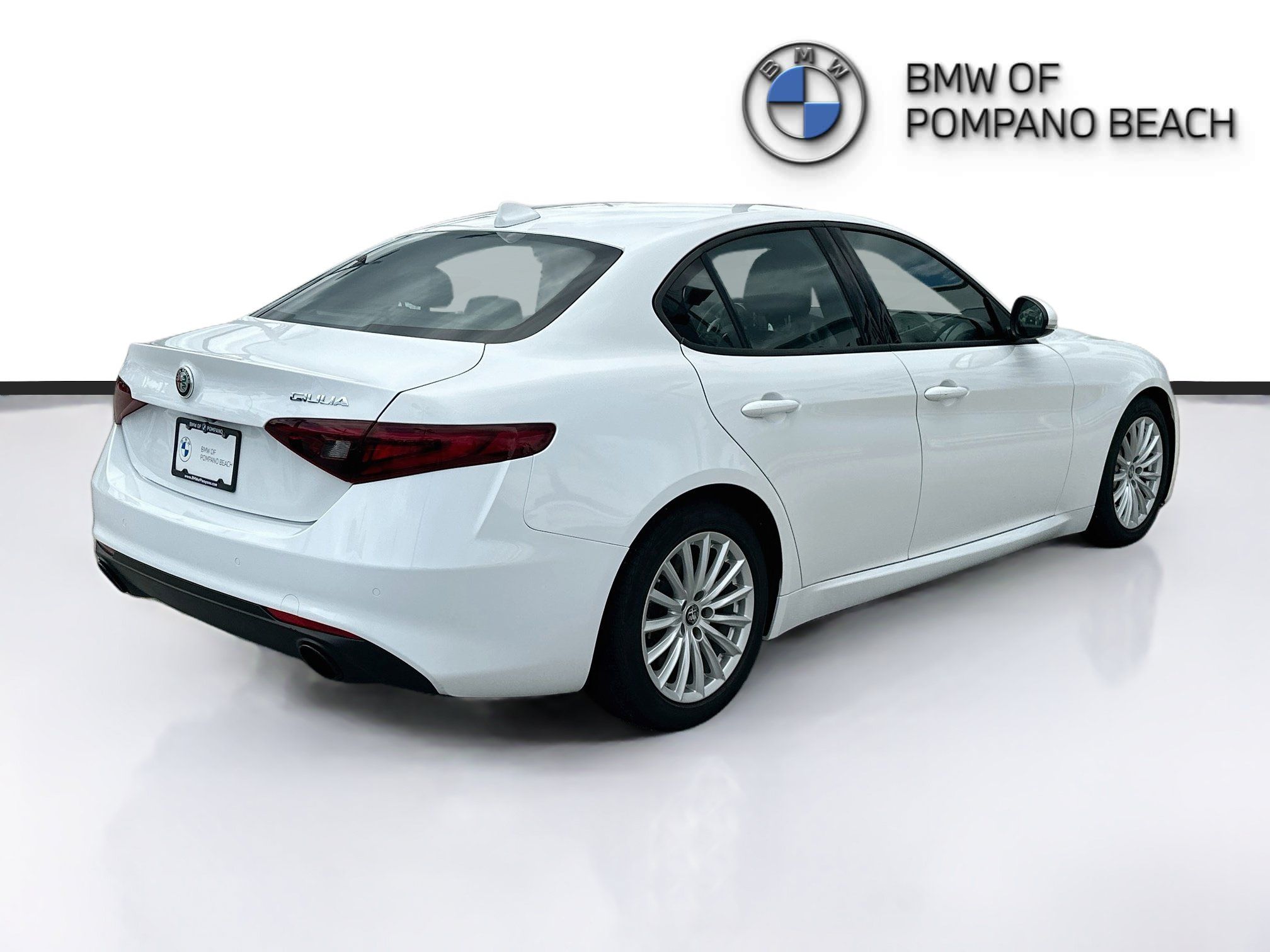 Used 2023 Alfa Romeo Giulia Sprint RWD image 7