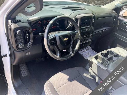 Used 2020 Chevrolet Silverado 1500 Custom w/ Custom Value Package AWD/4WD image 12