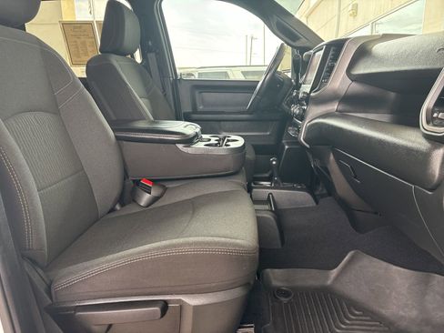 Used 2024 RAM 3500 Tradesman w/ Chrome Appearance Group image 13