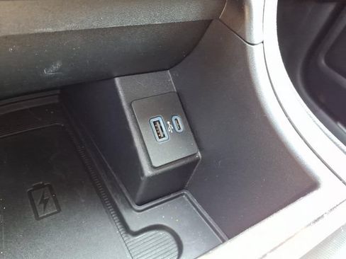 Used 2022 Ford Edge SEL AWD/4WD image 35