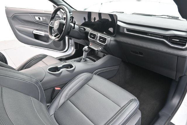 Used 2024 Ford Mustang GT Premium RWD image 30
