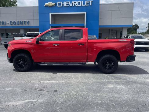 Used 2021 Chevrolet Silverado 1500 Custom Trail Boss w/ LPO, Dark Essentials Package AWD/4WD image 6