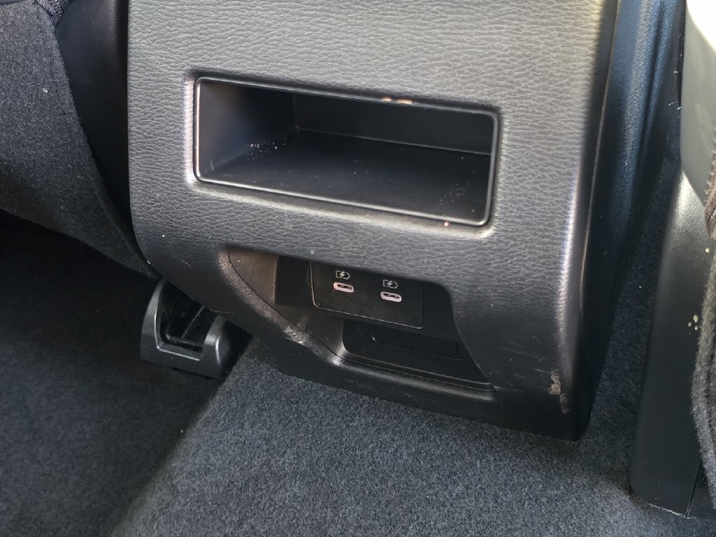Used 2025 Mitsubishi Outlander SE AWD/4WD image 28