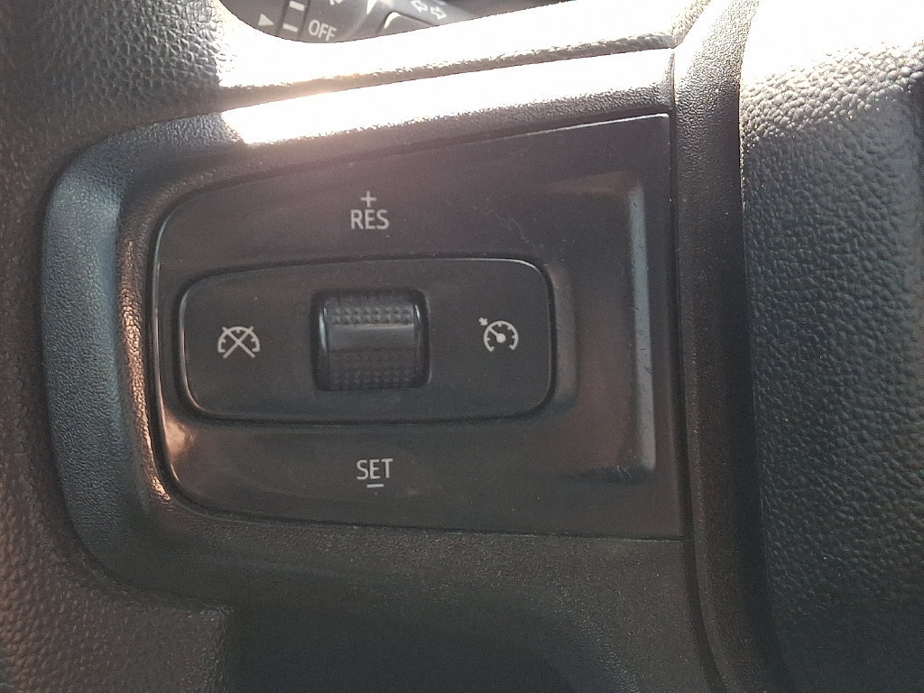 Certified 2022 Chevrolet Silverado 1500 Custom AWD/4WD image 21