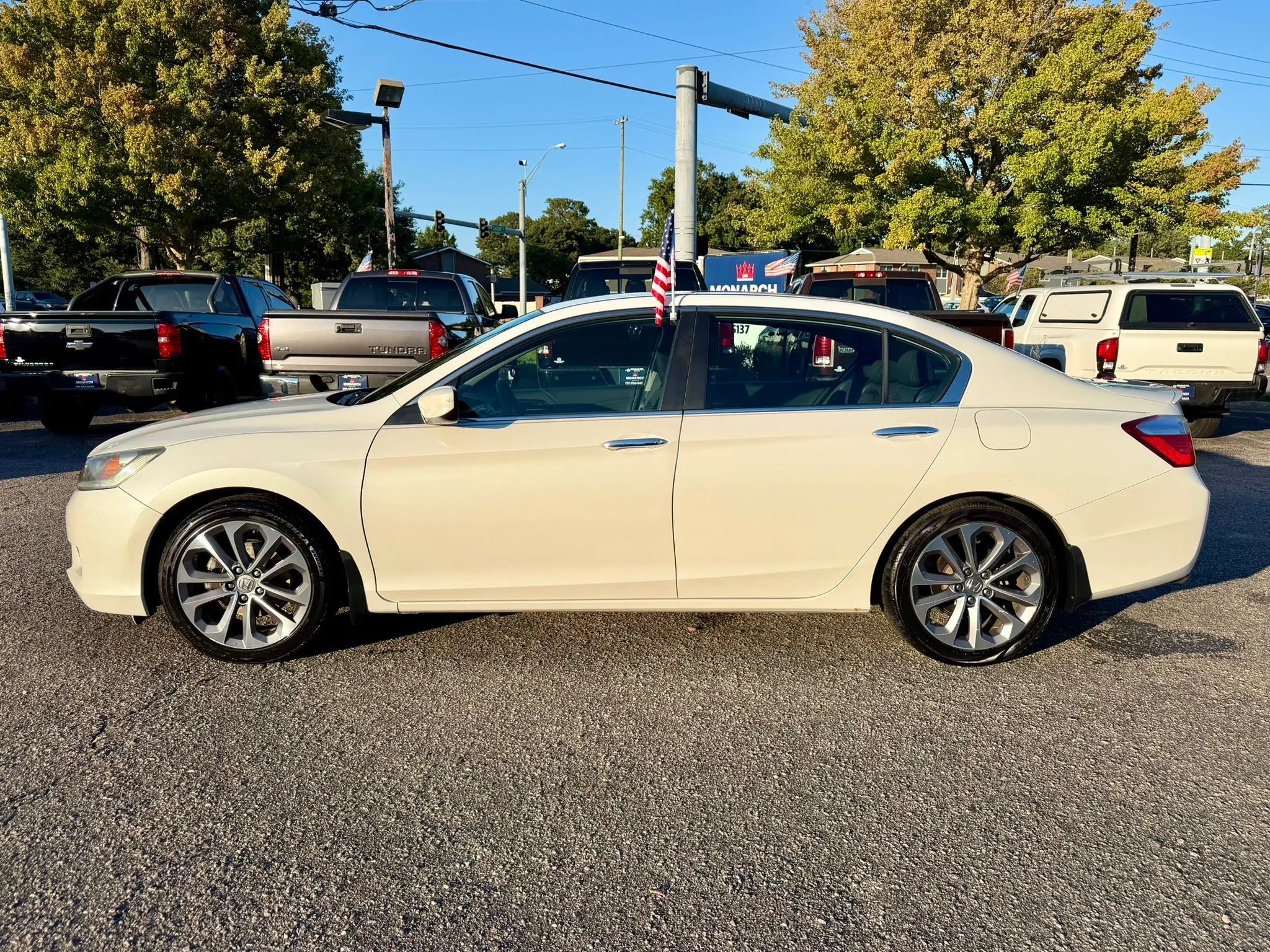Used 2014 Honda Accord Sport image 2