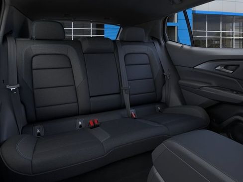 New 2026 Chevrolet Equinox EV LT FWD image 17