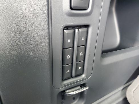 New 2026 Lincoln Navigator Reserve image 34