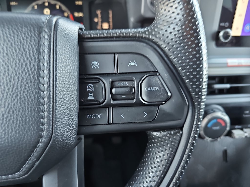 Certified 2025 Toyota Tacoma SR5 AWD/4WD image 12