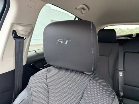 Used 2023 Buick Envision Preferred w/ Sport Touring Package AWD/4WD image 58