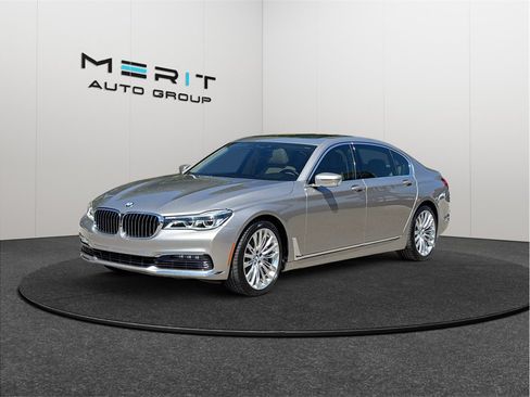 Used 2016 BMW 750i RWD image 4