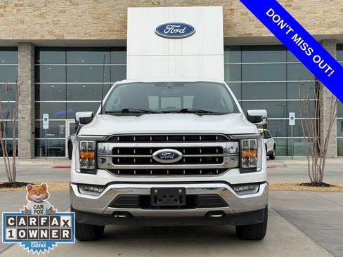Used 2023 Ford F150 Lariat image 2