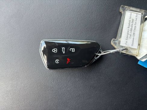Used 2026 Volkswagen Atlas SE FWD image 23