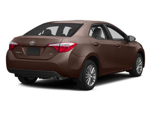 Used 2014 Toyota Corolla LE FWD image 2