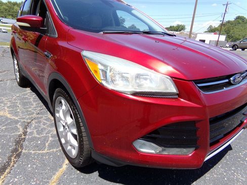 Used 2016 Ford Escape Titanium AWD/4WD image 4