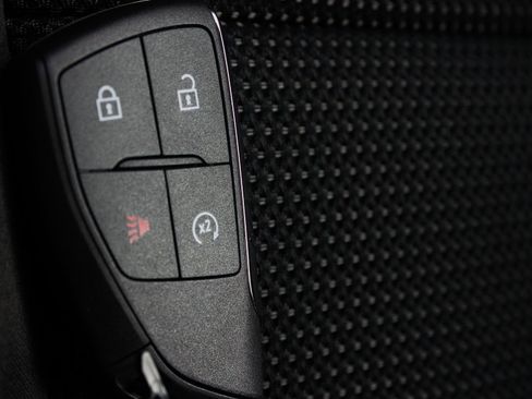 New 2026 GMC Canyon Elevation w/ Convenience Package image 34