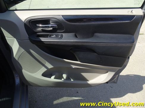 Used 2014 Dodge Grand Caravan SE FWD image 29