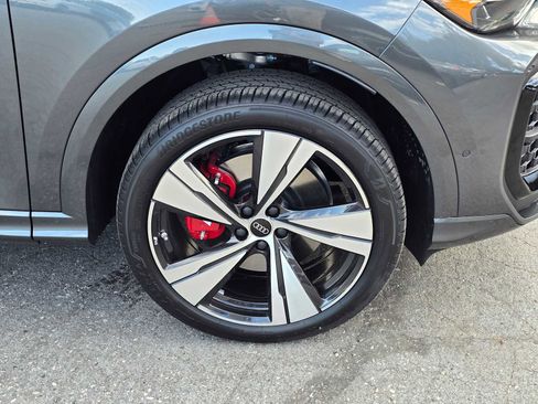 New 2025 Audi SQ5 Premium Plus image 9