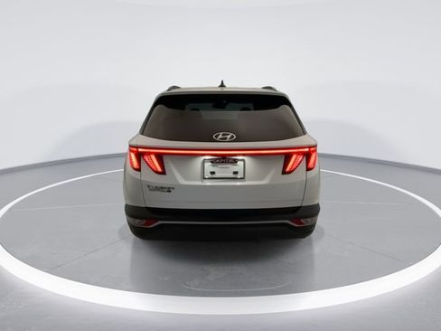 Used 2022 Hyundai Tucson SEL w/ Convenience Package FWD image 3