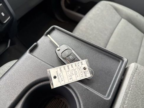 Used 2024 Ford F150 XLT image 33