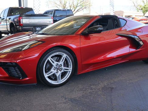 Used 2021 Chevrolet Corvette Stingray Preferred Cpe w/ Z51 Performance Package RWD image 24
